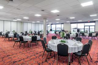 Best Western PLUS Lake Front Hotel - Moses Lake - 2