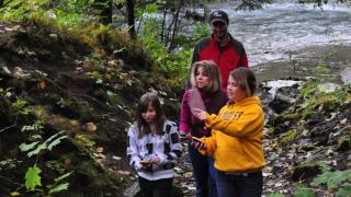 Grandma's Private Room and Bath - DISCOUNTS ON TOURS - 3