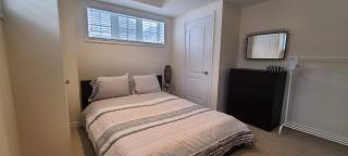 2 bdrm, kitchen, laundry, weekly - monthly - Richmond Hill - 1