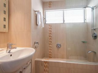 Jacaranda 12 Hastings Street 12 - 1