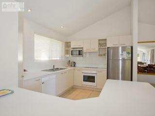 Witta Circle 65 - Noosa Heads - 6