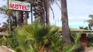 Foundry Palms Motel - Charlton - 9