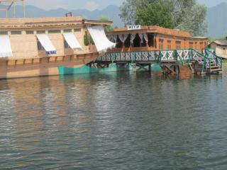 RITZ Houseboats - 2