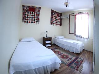 Tuncay Pension - 3