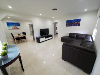 Miami-Airport Oasis VIP House - Miami - 0