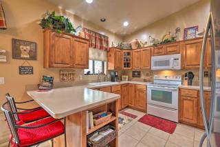 Arizona Home with Patio, Fire Pit and Gas Grill - Williams - 4