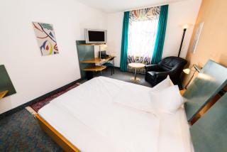 Hotel Residenz - Schnelldorf - 5