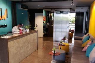 Monoambiente de Lujo en Zona Premium Equipetrol - Santa Cruz de la Sierra - 3