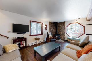 Truckee Mountain Retreat - Truckee - 8