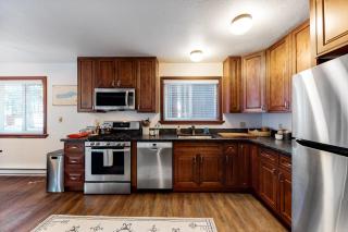 Truckee Mountain Retreat - Truckee - 3