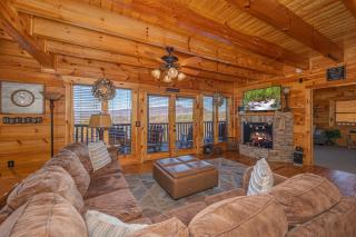 Picture Perfect - Sevierville - 9