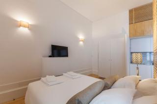 Vintage River Flat by ML Apartments - 2