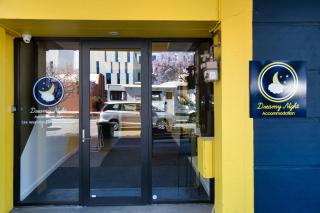 Dreamy Stays Accommodation - Private Rooms with Shared Bathrooms - 7