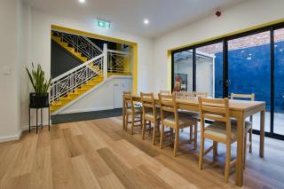 Dreamy Stays Accommodation - Private Rooms with Shared Bathrooms - 3