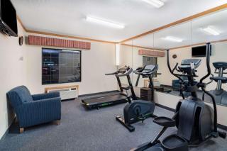 Baymont by Wyndham Hinesville Fort Stewart Area - Hinesville - 2