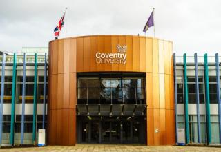 Twin Bed Studio Near Train Station, Netflix, WiFi - Coventry - 2