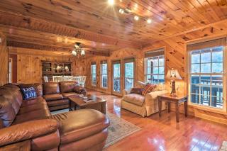Luxe 3 Bears Cabin on Watauga Lake with Decks! - Butler - 8