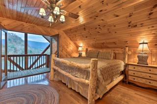 Luxe 3 Bears Cabin on Watauga Lake with Decks! - Butler - 2