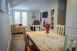 Pomegranate Guest House - Healesville - 4
