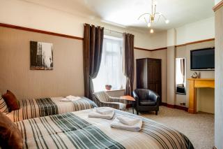 Tanes Hotel - Cardiff - 6