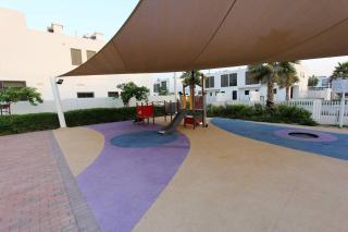 Upgraded spacious 3BR+Maid Villa - Dubai - 5