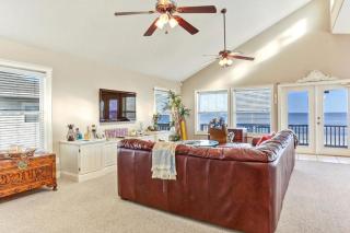 1060 S Fletcher Ave - 3