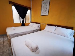 Natz Hotel - Flores - 1