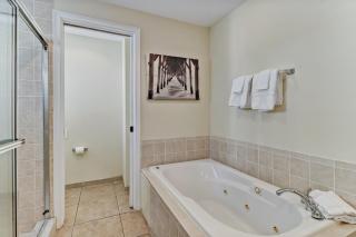 2533 Tennis Villas Efficiency - 4