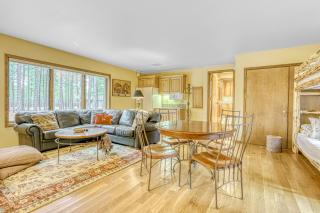 Lazy Pines Lodge - 2