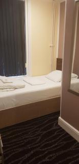 The Royal Windsor Hotel - 4