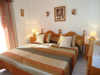AT Almoraide Rooms Suites - Nerja - 4