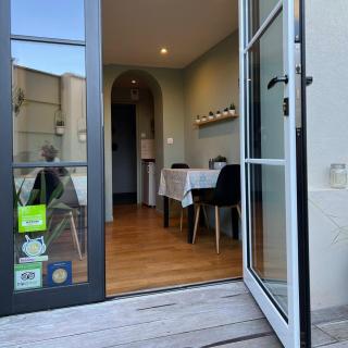 Au 10 Bed & Breakfast - 4