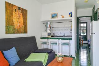 Las Mimosas. Bajo con Wifi. Piscinas comunitarias - Tías - 1