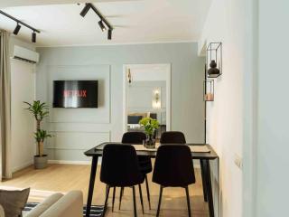 Bright 2BR Apartment - Top Location - City Balcony - 0