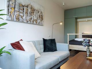 Sunny Modern Studio - Cismigiu Park & Old Town - 1