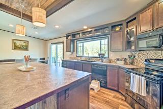 Calm Retreat with Ponds about 12 Mi to Somerville Lake - 4