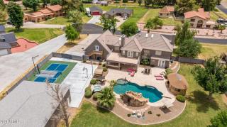 Fully Loaded Mansion In Gilbert with Waterfall - Gilbert - 0