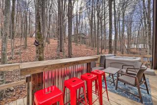 1 Mi to Beech Mtn! Family Retreat w/ Hot Tub - Beech Mountain - 6
