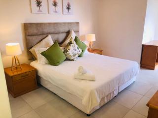 22 Kyalanga Beachfront Apartment - Durban - 6
