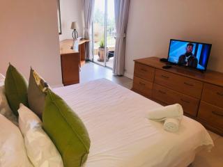 22 Kyalanga Beachfront Apartment - Durban - 4