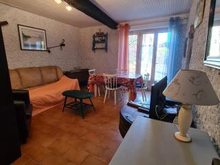 Charmant Gîte en Berry avec Cheminée, Près de La Châtre, Golf et Activités Œnature - FR-1-591-130 - Briantes - 8