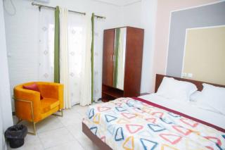 ABT Apartments Bonapriso-7Mins From Airport - 4