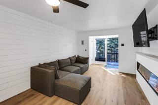 Beautiful Ski-in Ski-out Condo Located On The Eagle Point Resort! condo - 8