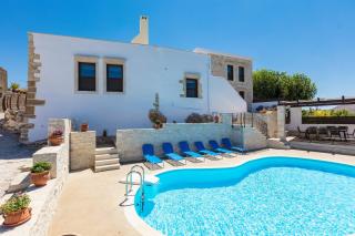 Penthe Manor House, Rustic Secret Retreat, By ThinkVilla - 0