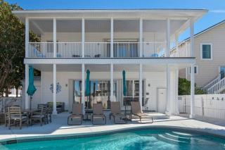 PRIVATE HEATED POOL, GOLF CART & WALK to THE SUGAR SAND BEACH in DESTIN - Destin - 5
