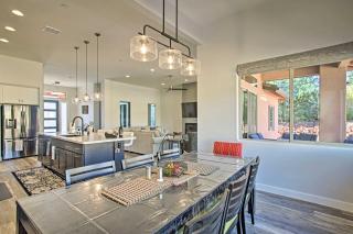Tranquil Sedona Home with Fireplace and Hot Tub! - Sedona - 2