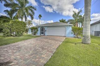 Family Home with Outdoor Oasis in Cape Coral! - Cape Coral - 0
