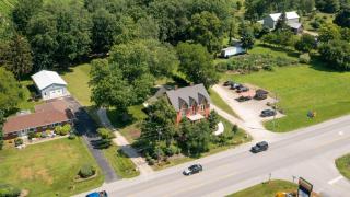 The Woodbridge House - Kingsville - 3