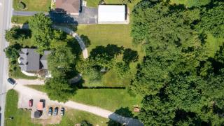 The Woodbridge House - Kingsville - 2