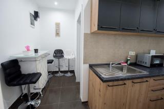 Apartman Slay - 1